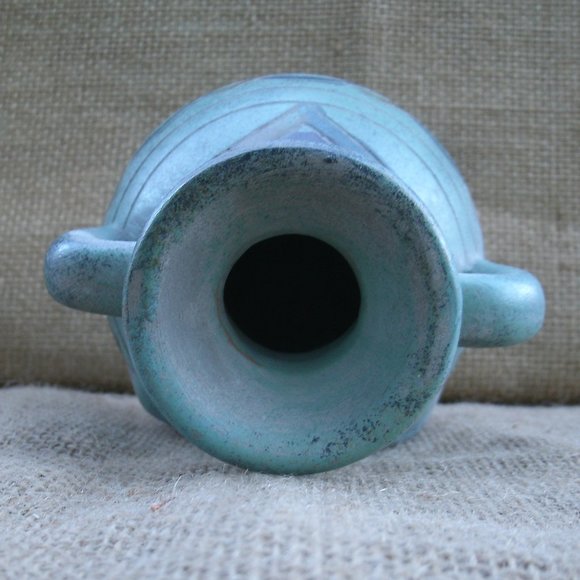 Vintage Celtic Knotwork Pottery Jar Candle Holder - Picture 13 of 16